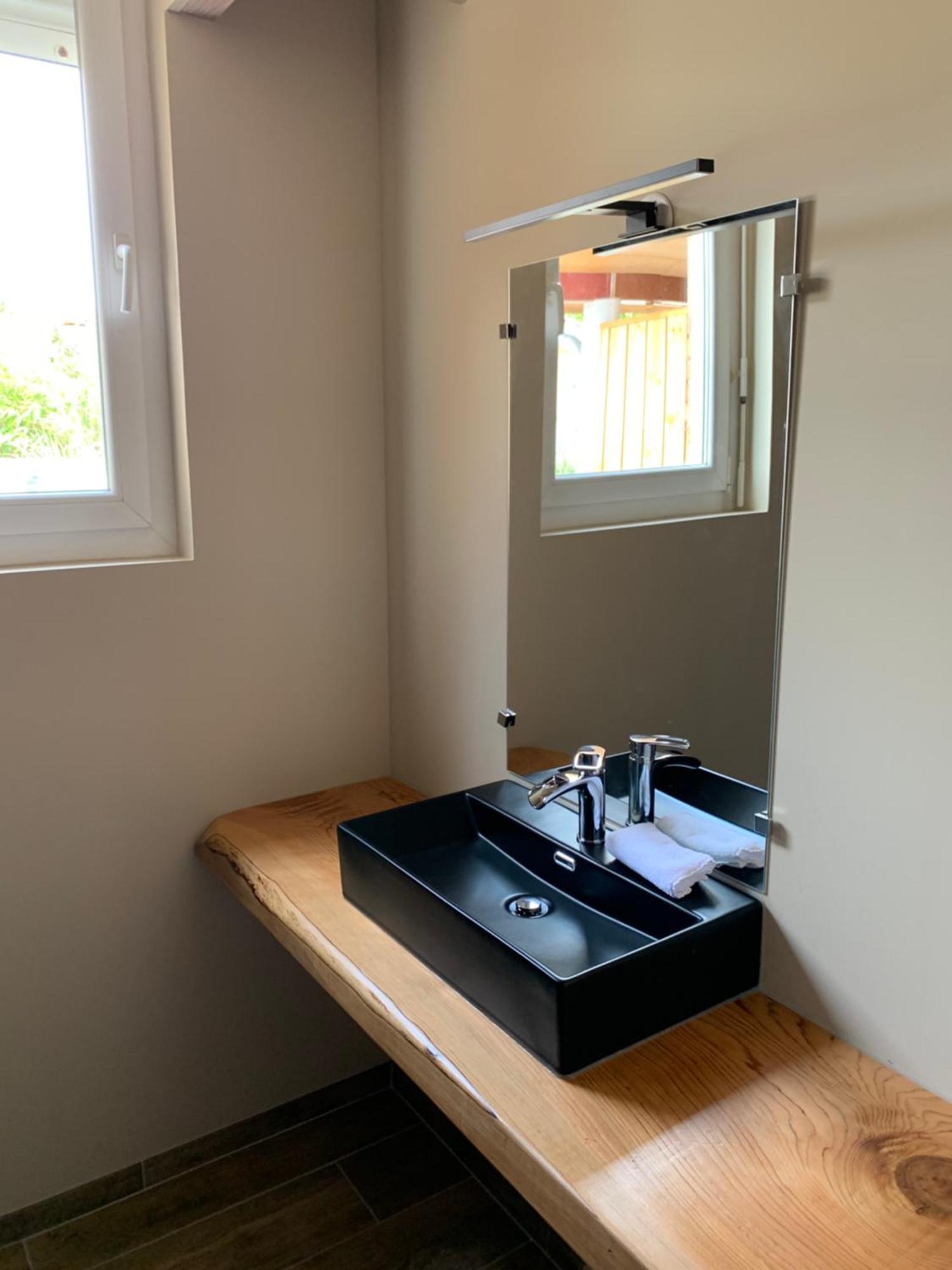 Les Gites Du Canal Gujan-Mestras Room photo